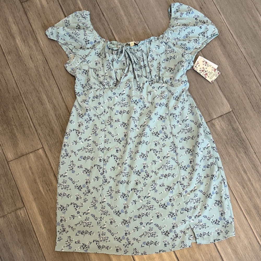 Pink Republic Light Blue Floral Midi Dress